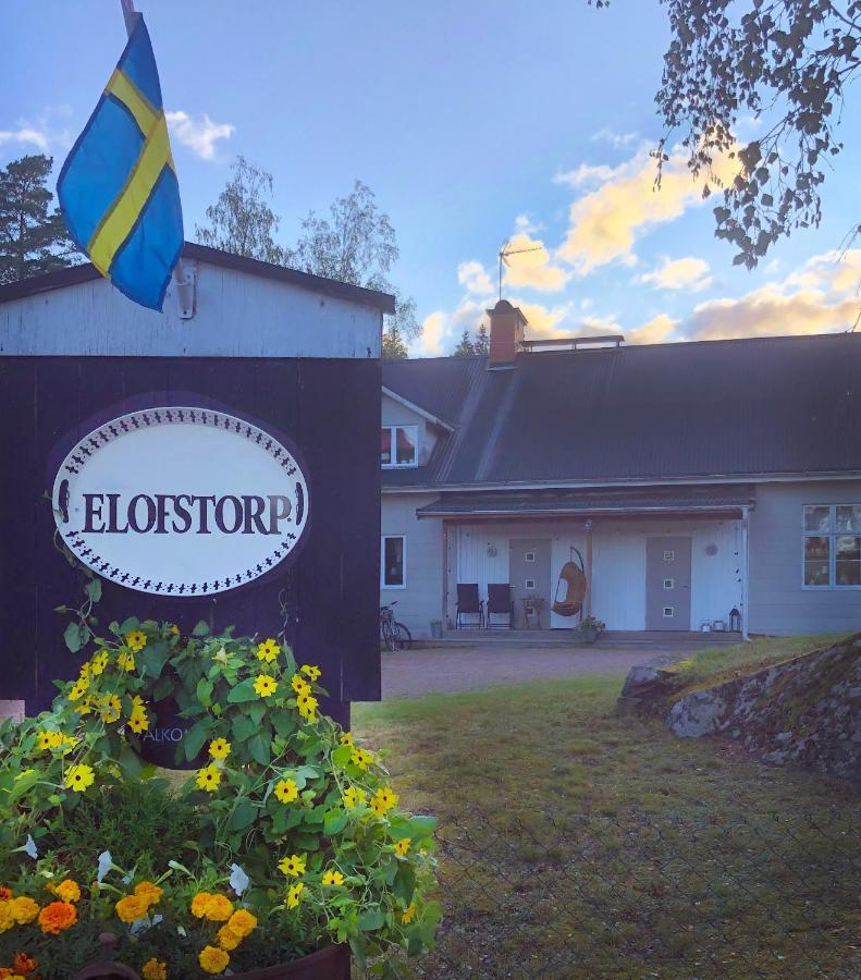 Stor Laegenhet I Elofstorps Missionshus Bed & Breakfast Kristinehamn Exterior photo