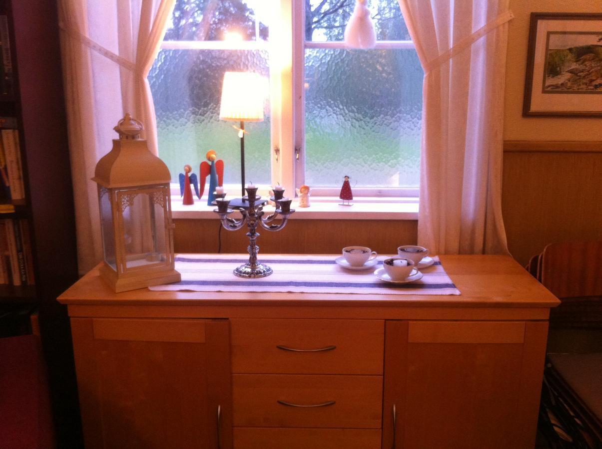 Stor Laegenhet I Elofstorps Missionshus Bed & Breakfast Kristinehamn Exterior photo
