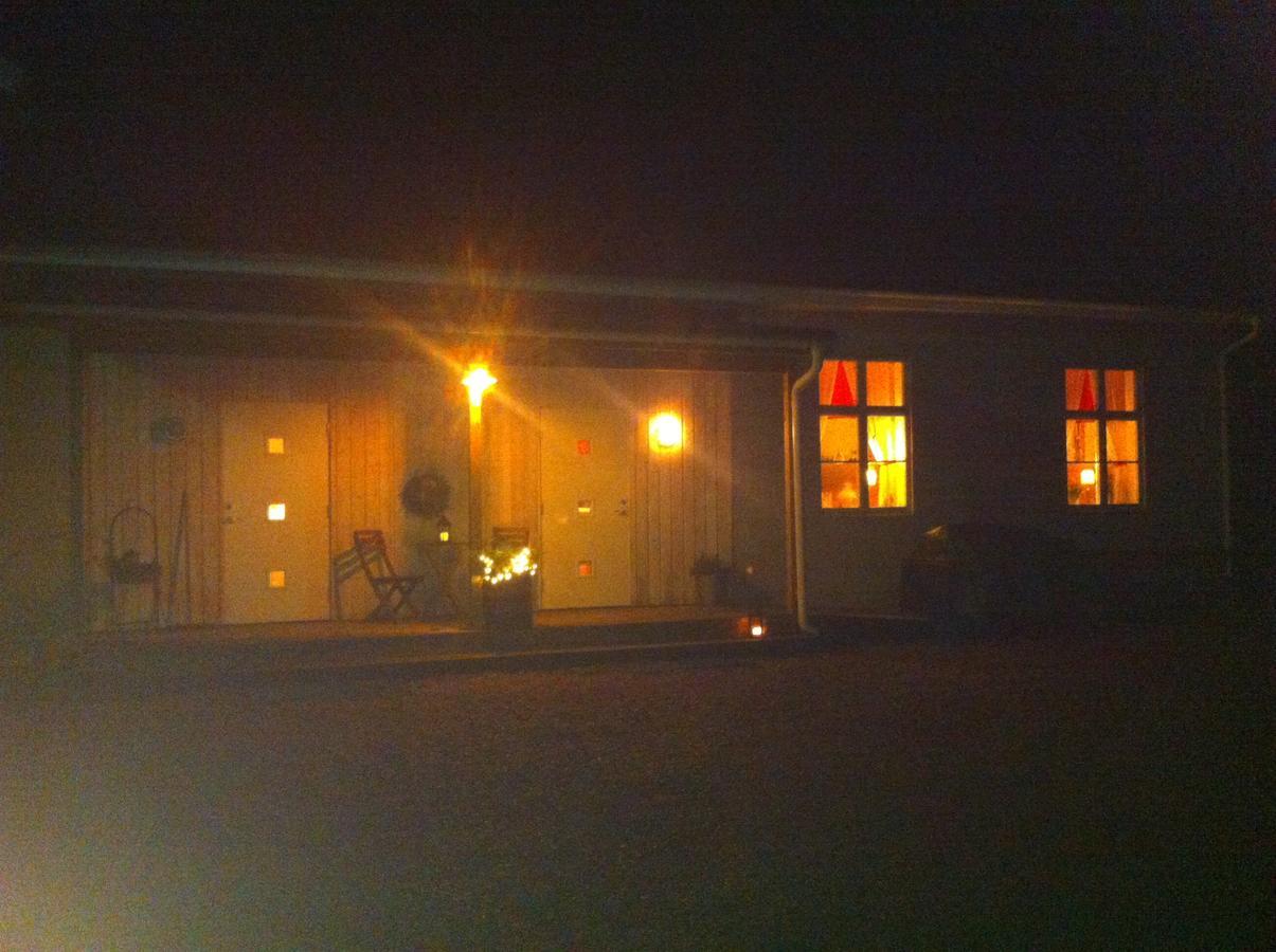 Stor Laegenhet I Elofstorps Missionshus Bed & Breakfast Kristinehamn Exterior photo